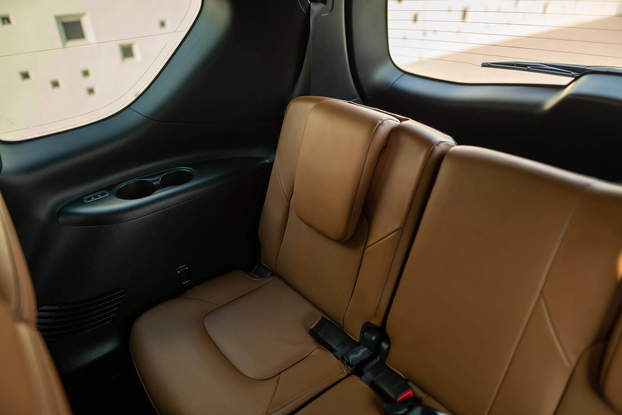 Infiniti-QX80-13