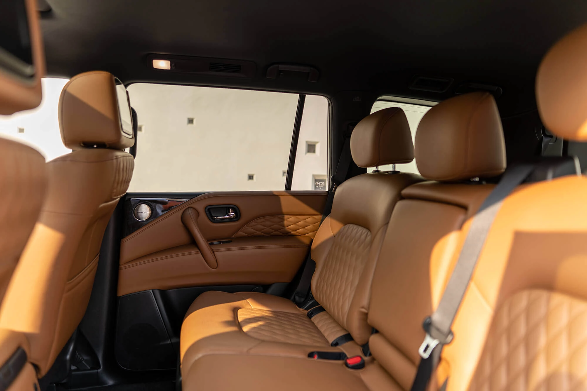 Infiniti-QX80-14