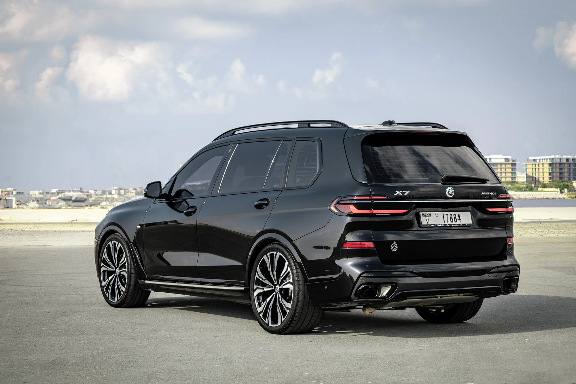 bmw_x7_black_02
