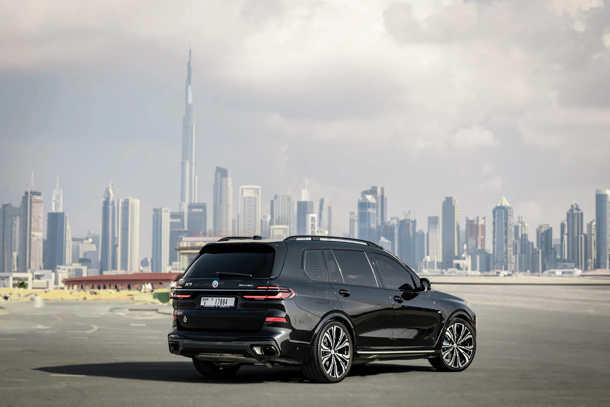 bmw_x7_black_05
