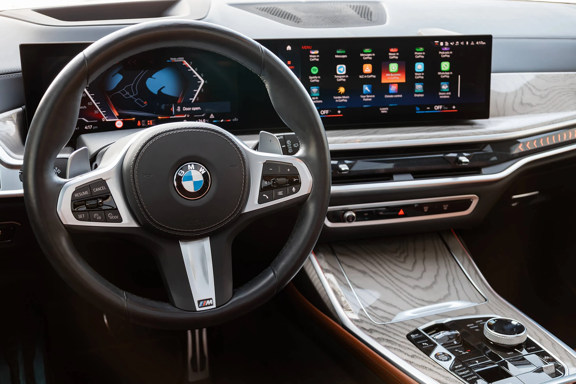 bmw_x7_black_10