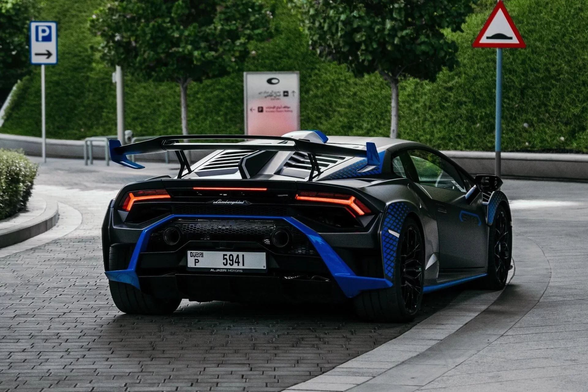 lamborghini-huracan-sto-black-matt-13