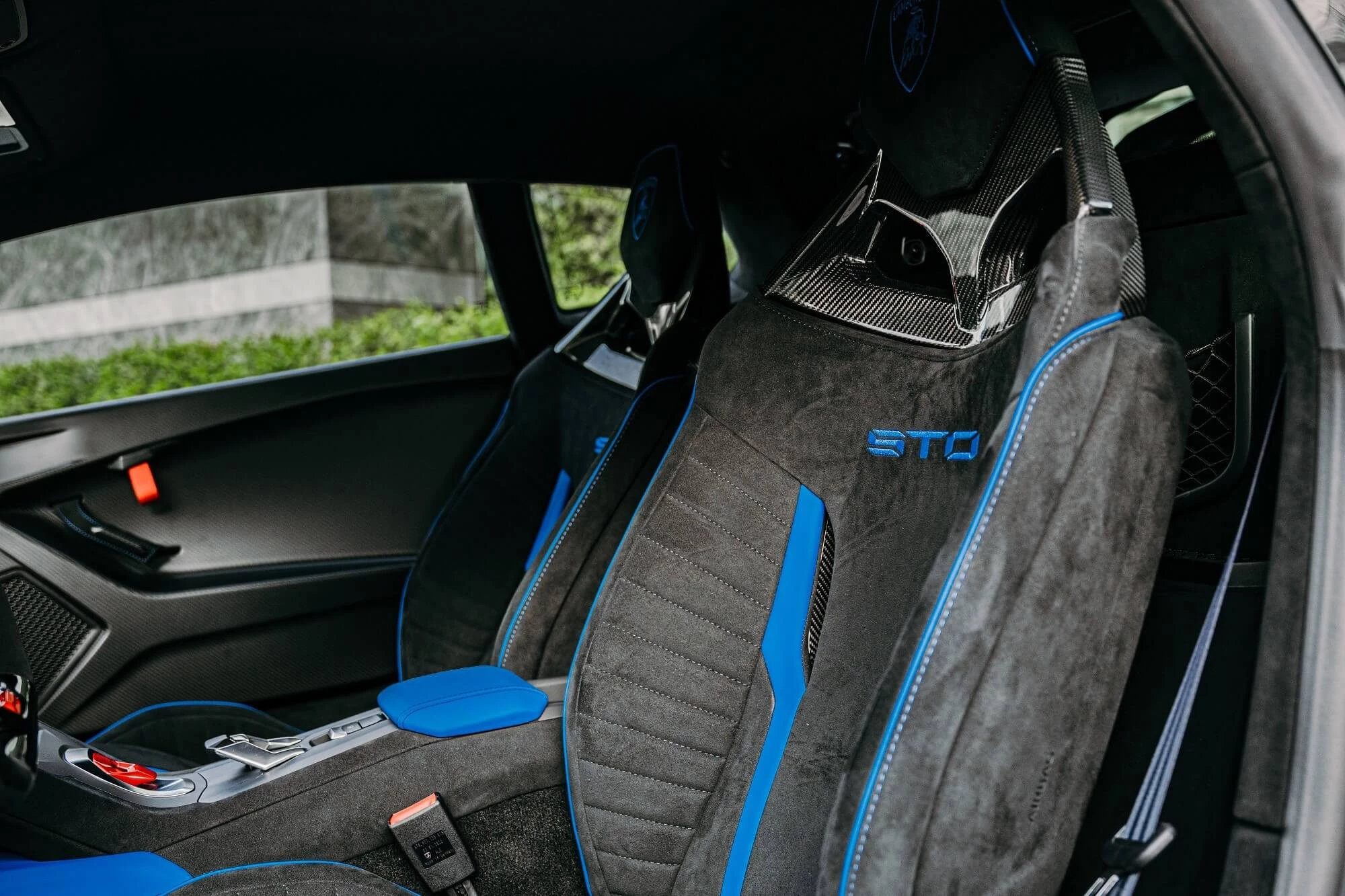 lamborghini-huracan-sto-black-matt-17